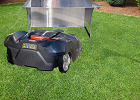 Husqvarna auto mower 330 x im Robiport XL.jpg